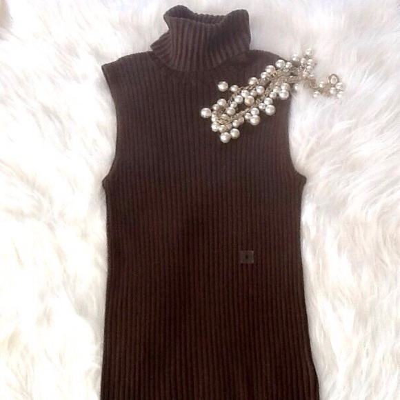 NWT💙EXPRESS  olive green skinny ribbed sweater💙 - Picture 2 of 2